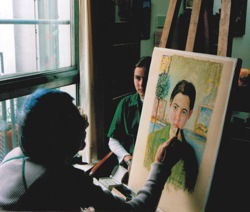 Eva malt Porträt